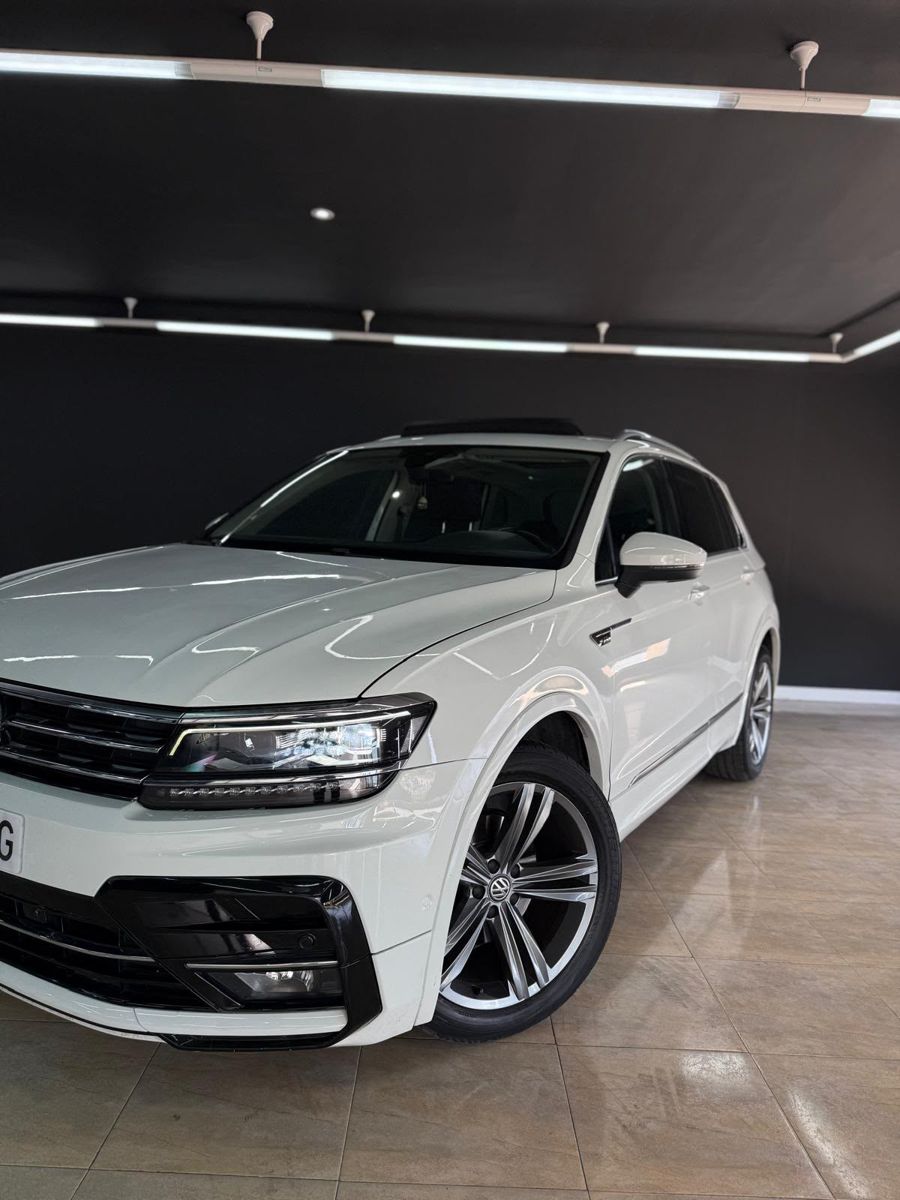 VW Tiguan R-Line