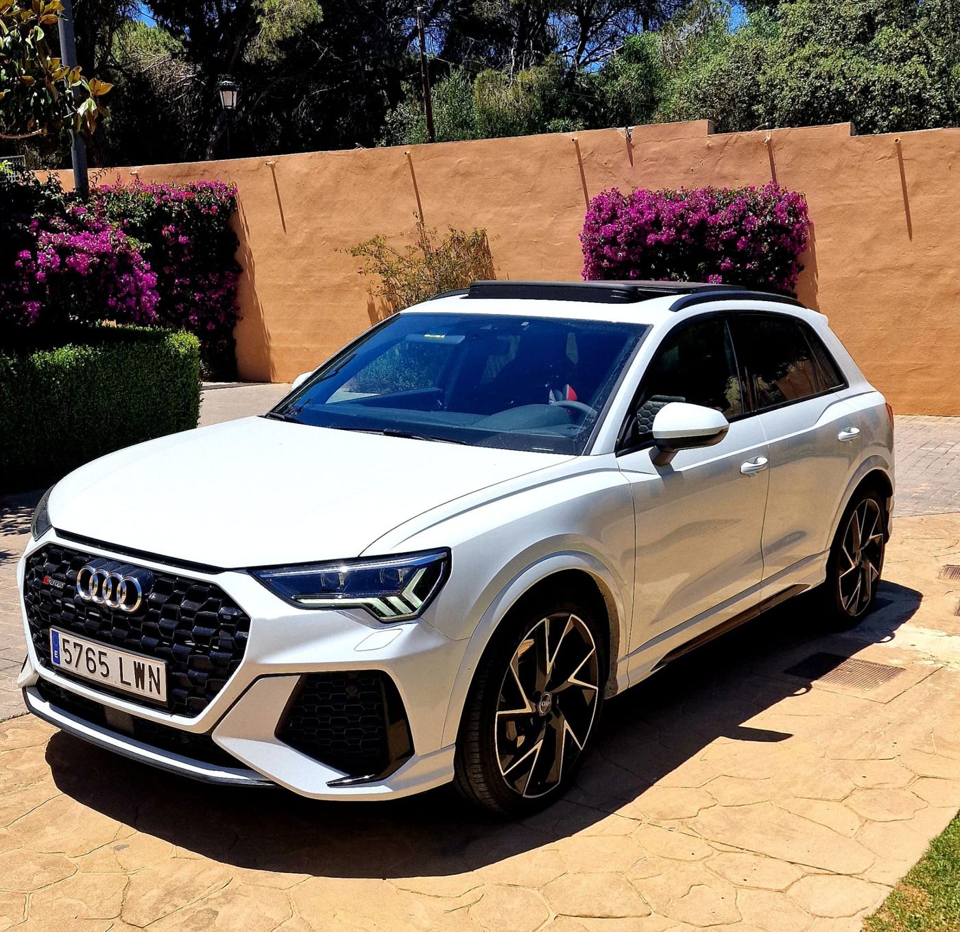 Audi RS Q3 photo 3