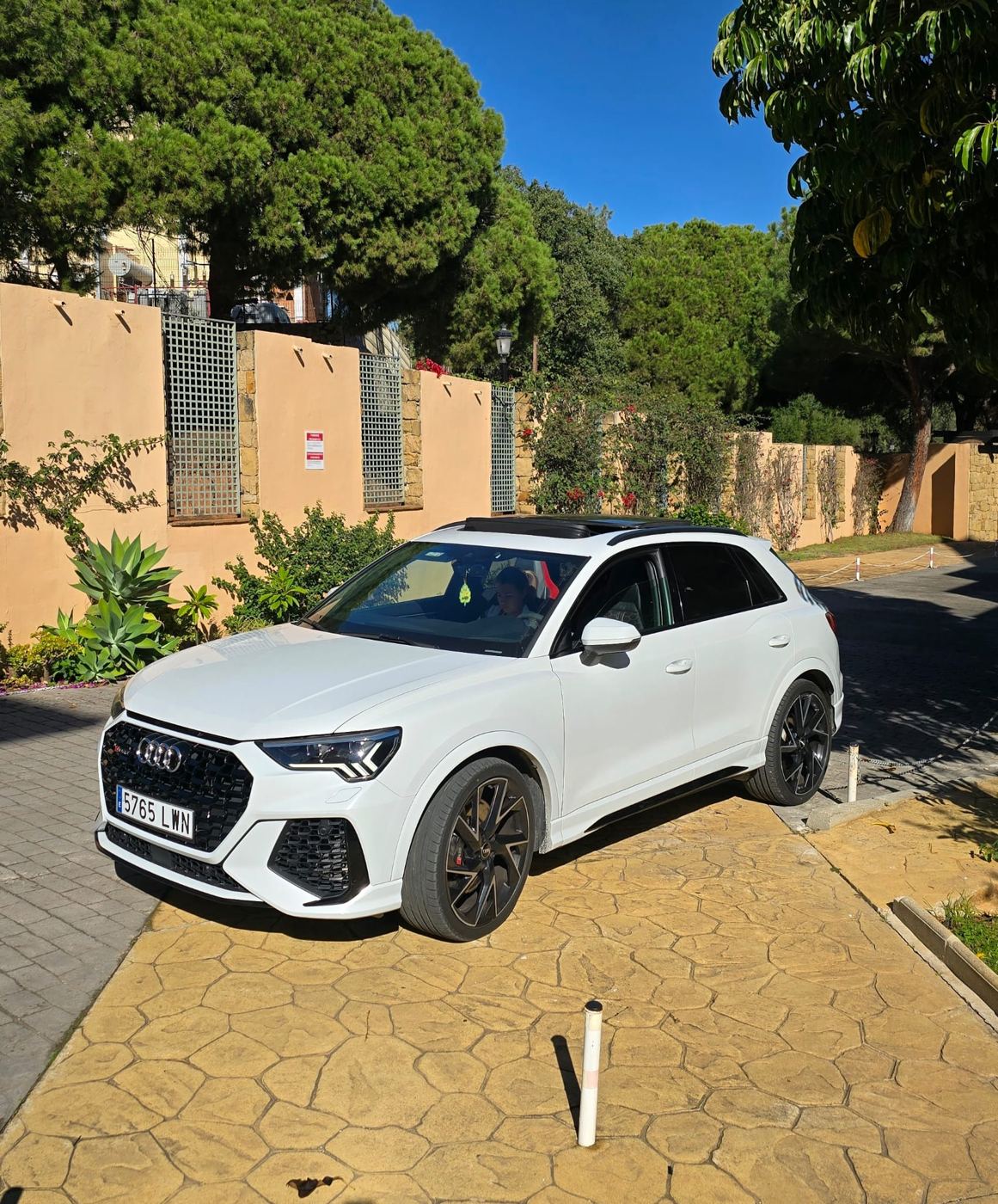 Audi RS Q3 photo 4