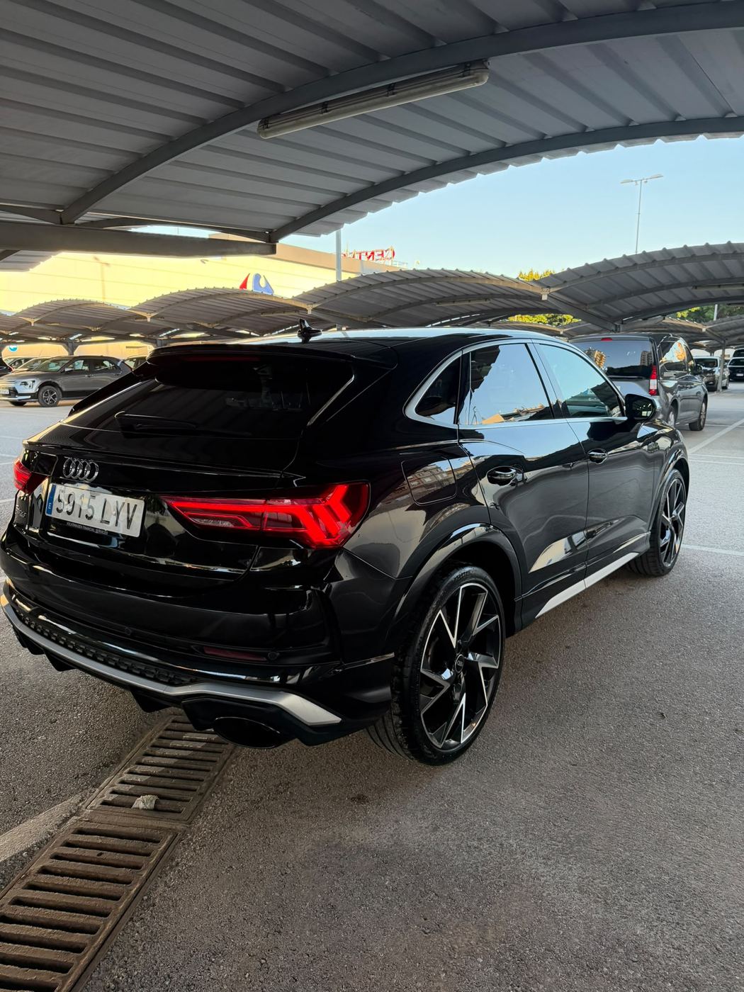 Audi RS Q3 Sportback photo 19