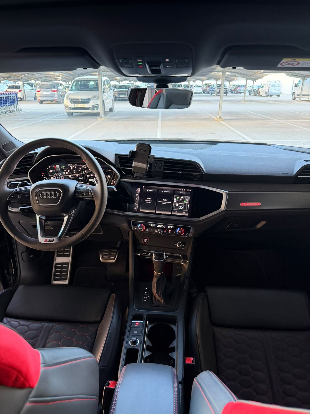 Audi RS Q3 Sportback photo 20