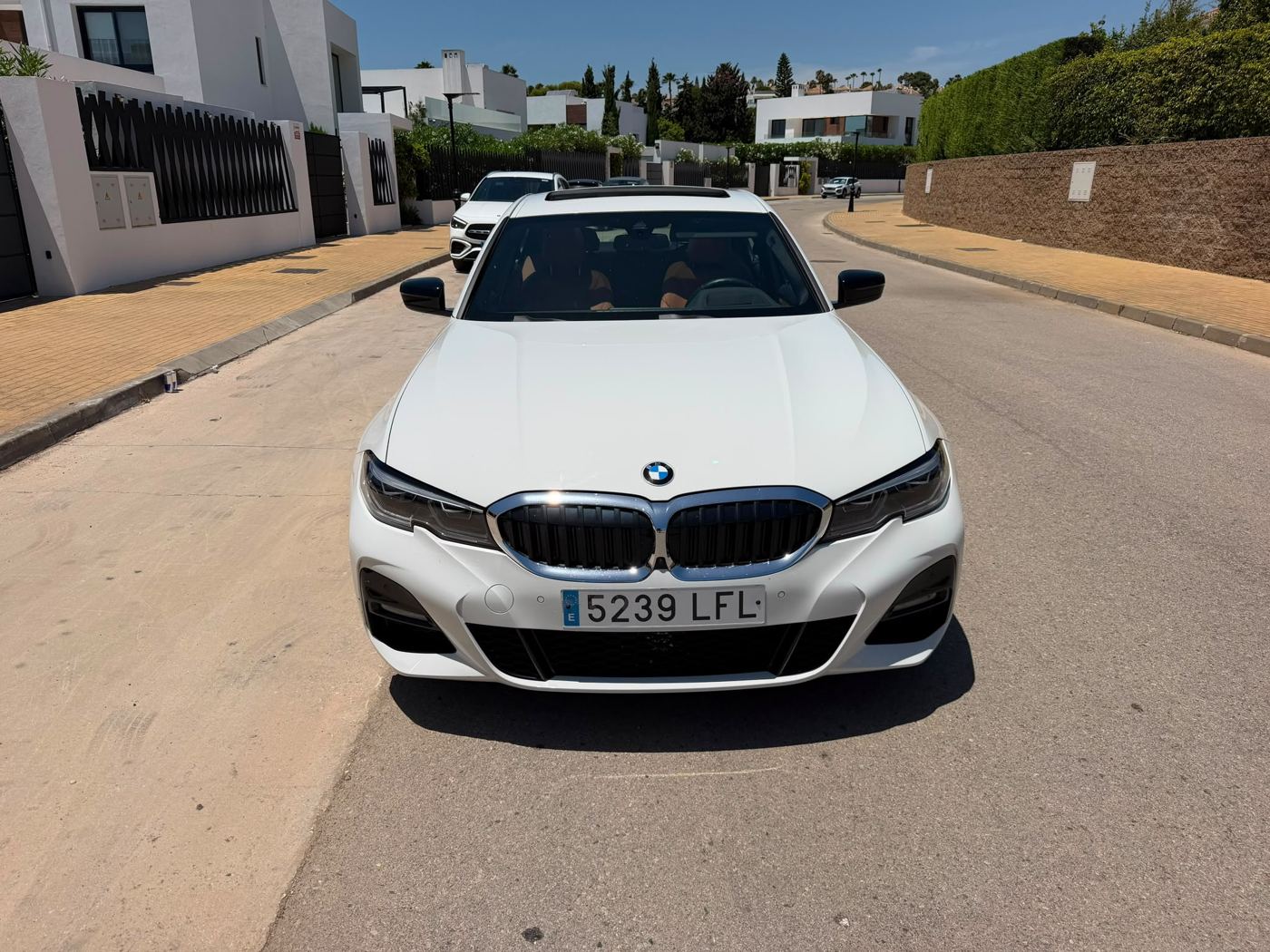 BMW 3 Series M Sport photo 5