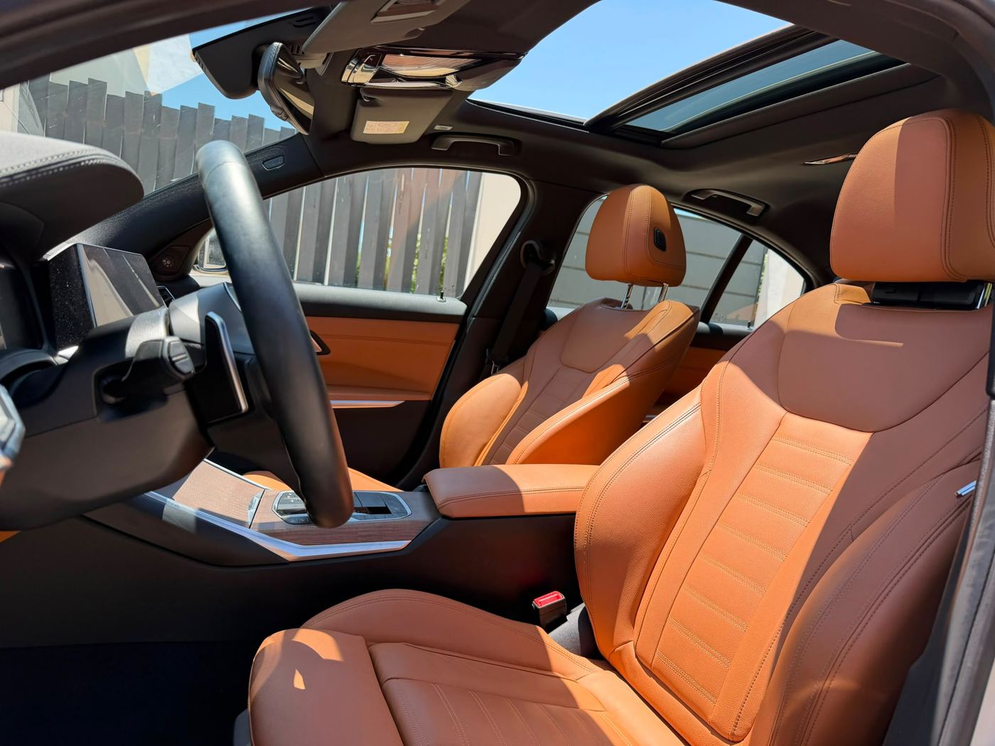 BMW 3 Series M Sport photo 6
