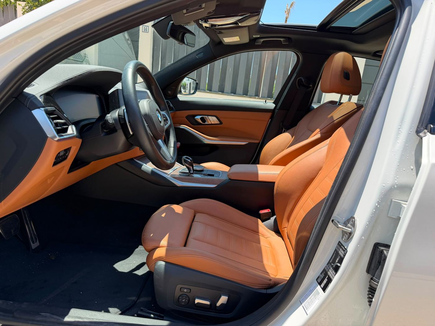 BMW 3 Series M Sport photo 9