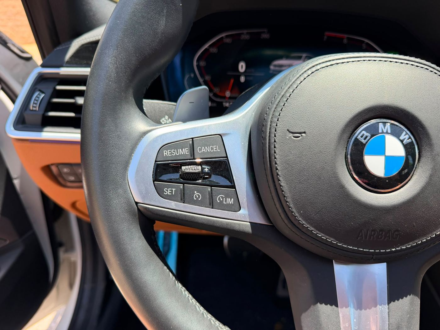 BMW 3 Series M Sport photo 14