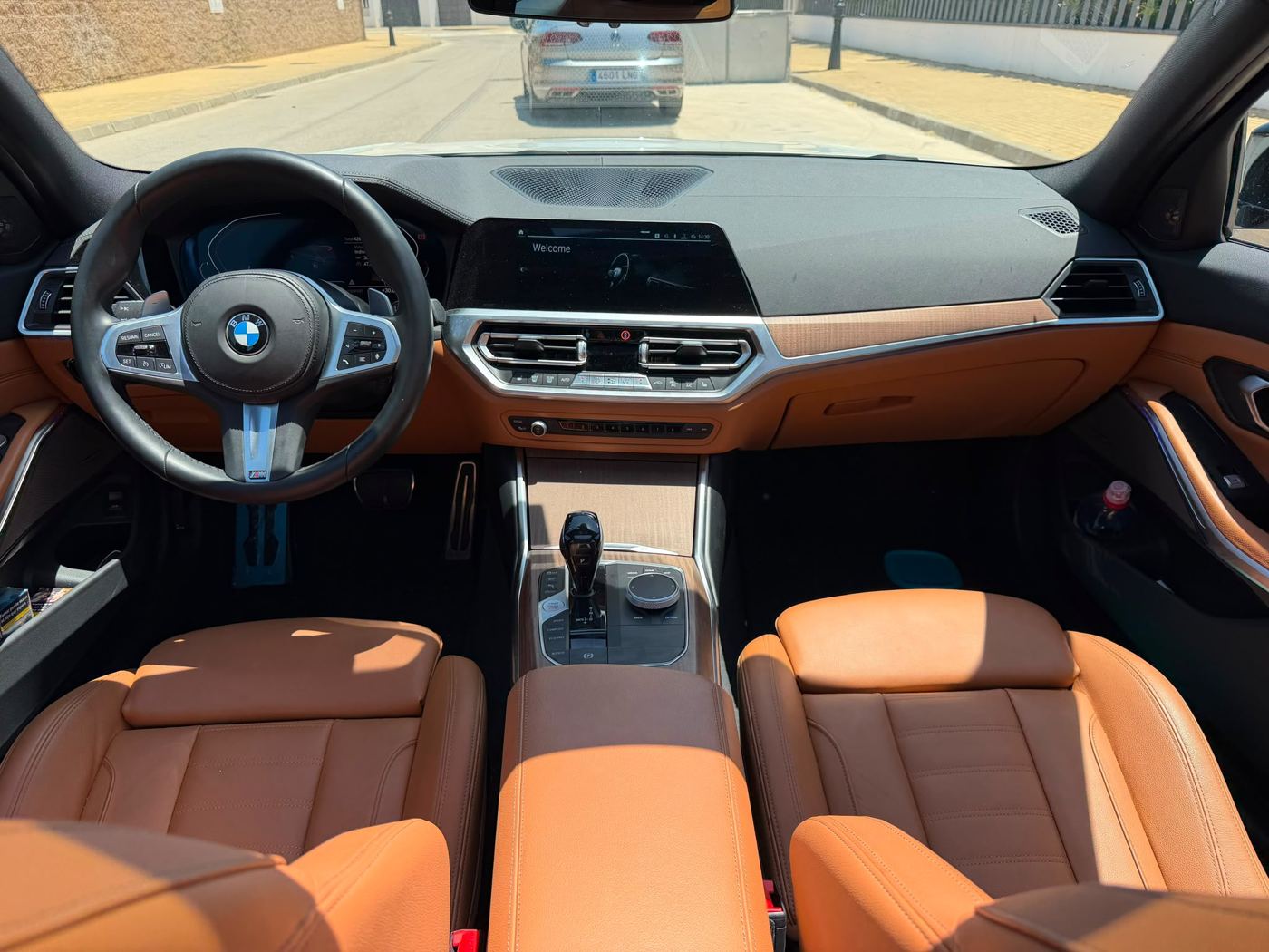 BMW 3 Series M Sport photo 17