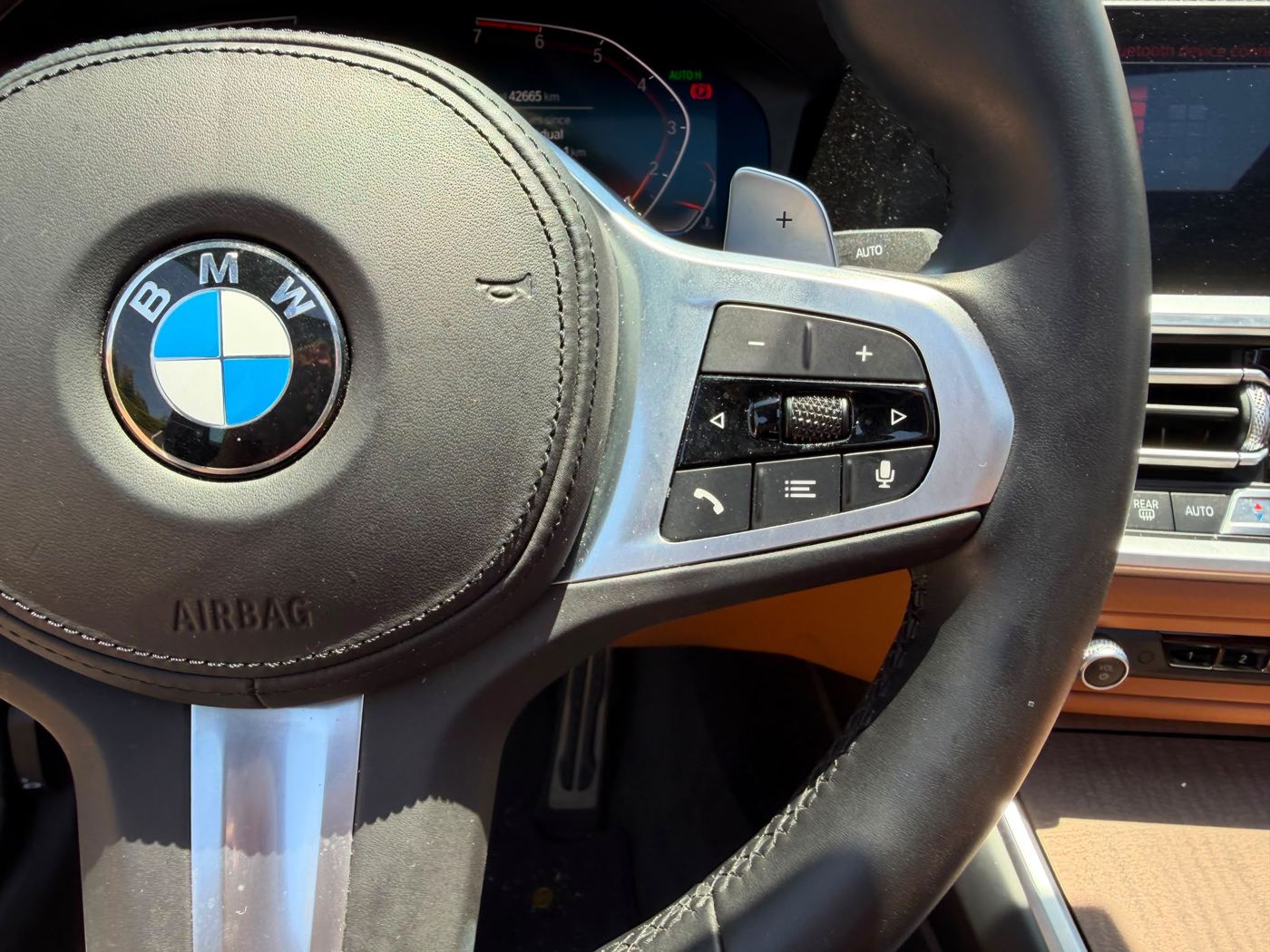 BMW 3 Series M Sport photo 21