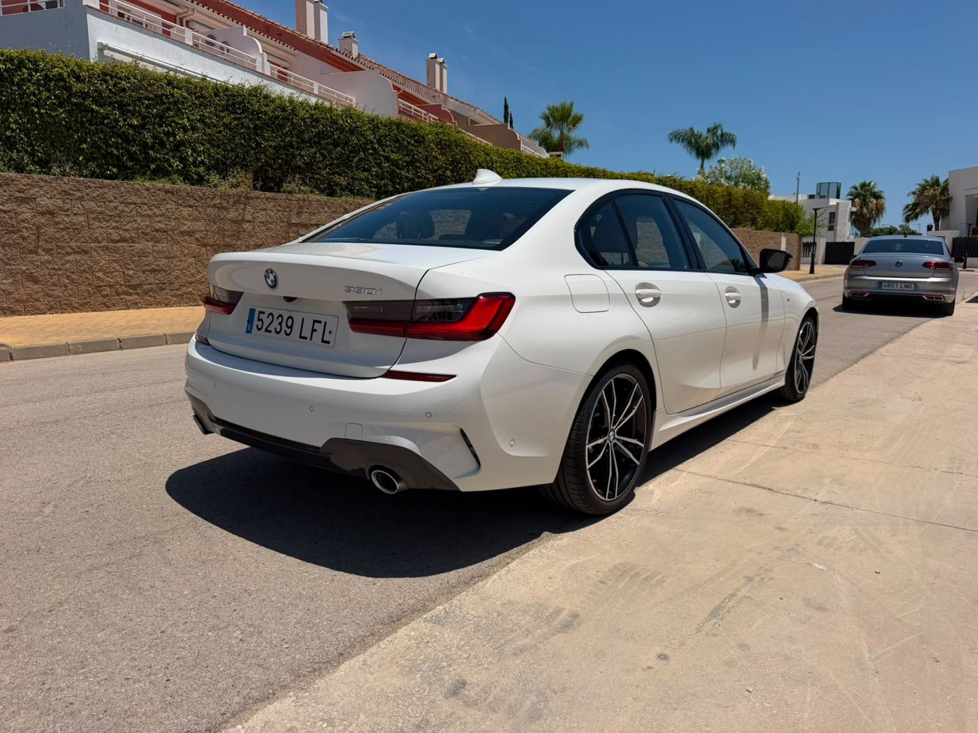 BMW 3 Series M Sport photo 22
