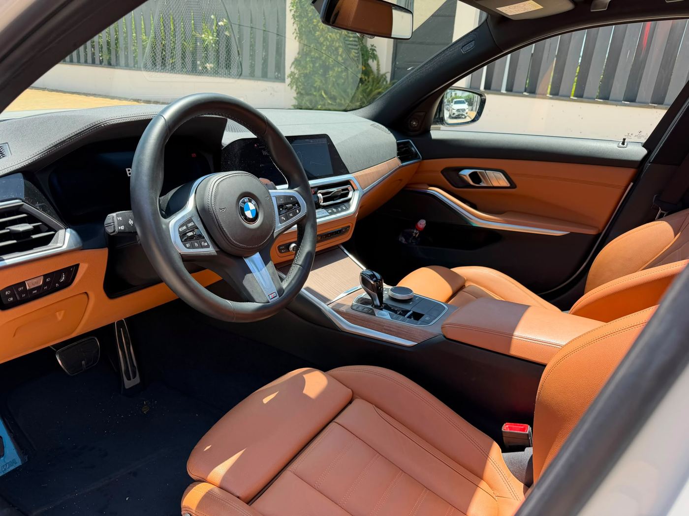BMW 3 Series M Sport photo 23