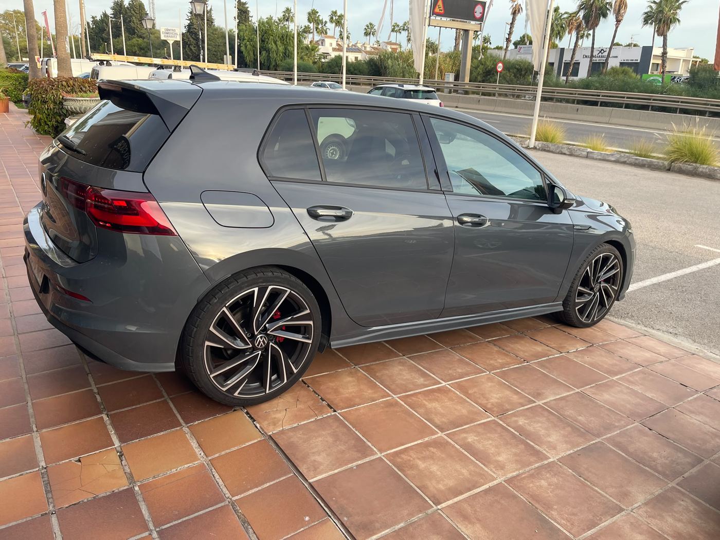 VW Golf GTD photo 4
