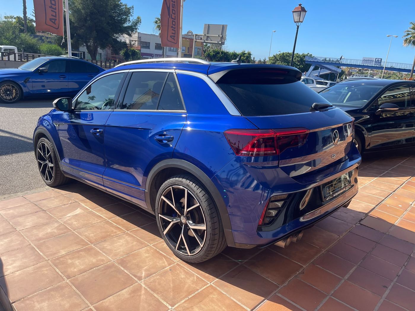 VW T-Roc R photo 3