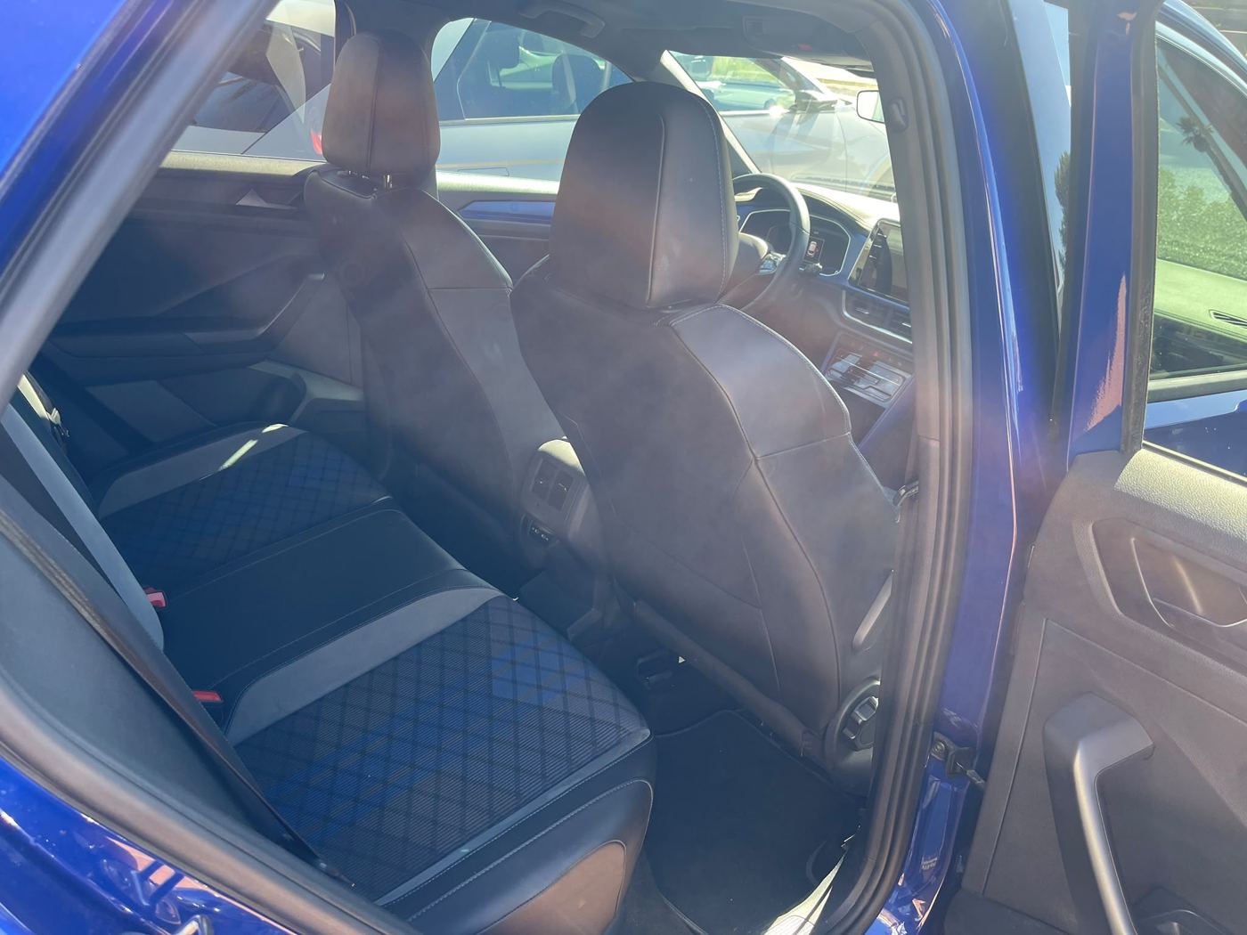 VW T-Roc R photo 5